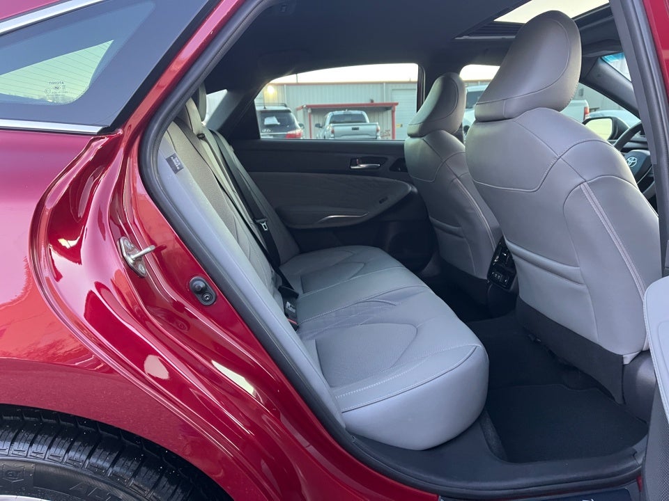 2020 Toyota AVALON Limited