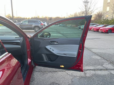 2020 Toyota AVALON Limited