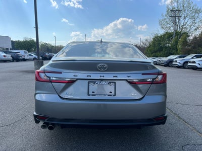 2025 Toyota CAMRY SE