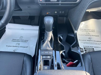 2025 Toyota CAMRY XLE