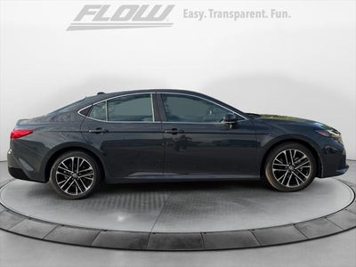 2025 Toyota CAMRY XLE