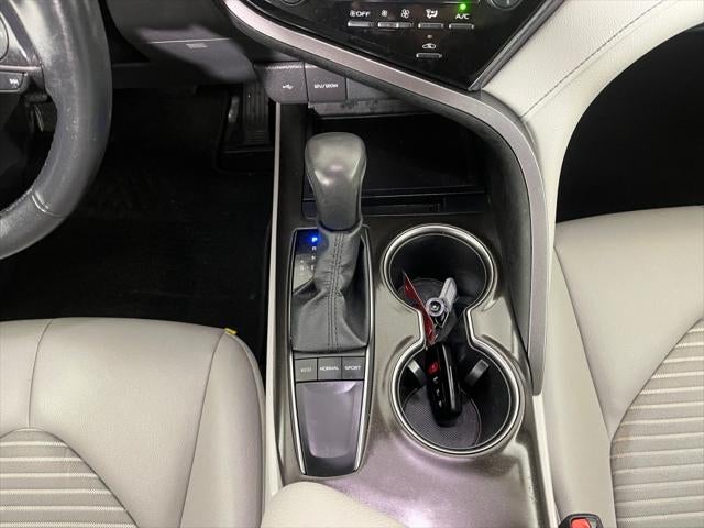 2022 Toyota CAMRY SE