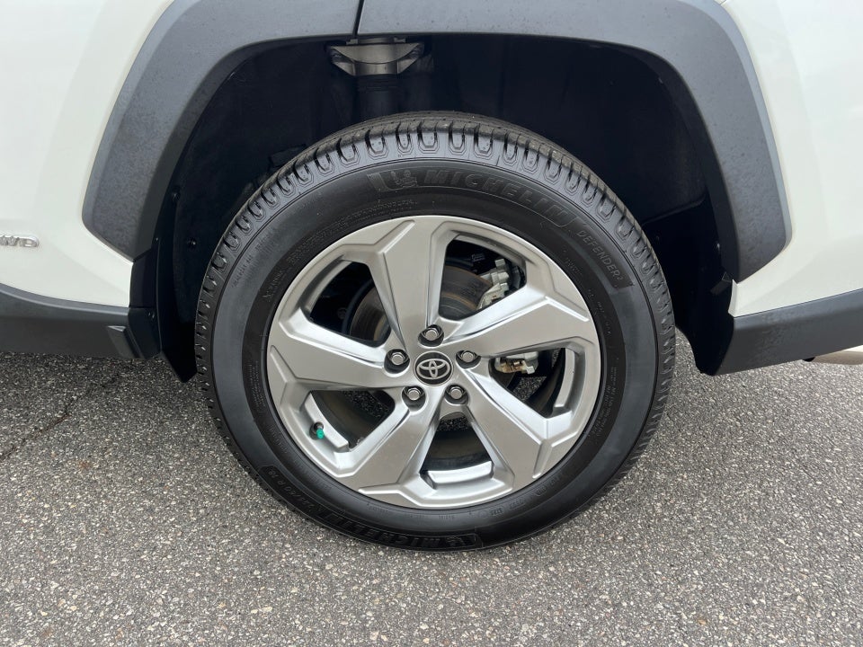 2021 Toyota RAV4 HYBRID XLE Premium