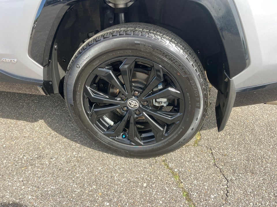 2024 Toyota RAV4 HYBRID XSE