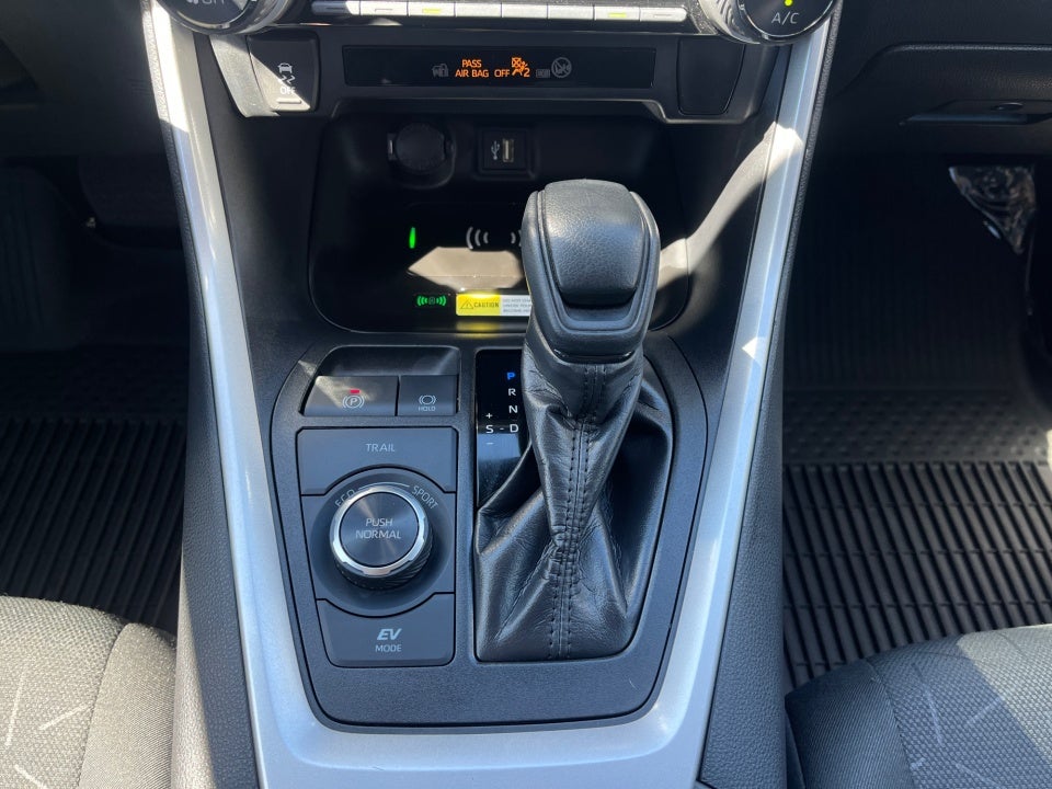 2024 Toyota RAV4 Hybrid Hybrid XLE