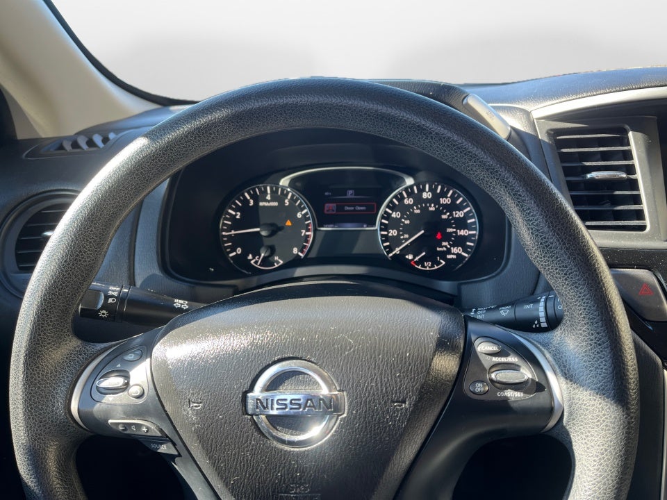 2016 Nissan Pathfinder S