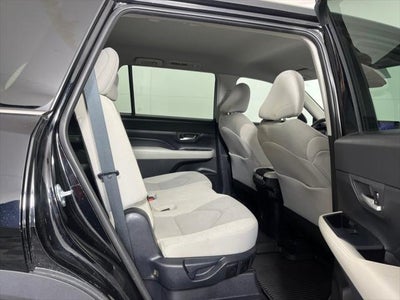 2025 Toyota GRAND HIGHLANDER LE