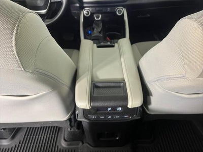 2025 Toyota GRAND HIGHLANDER LE