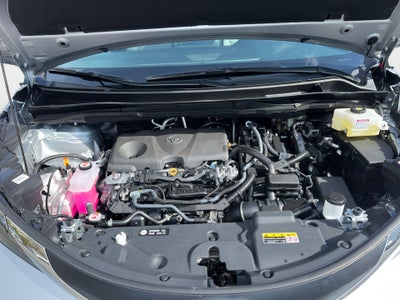 2025 Toyota Sienna LE