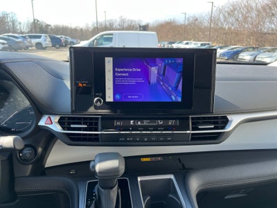 2025 Toyota Sienna LE