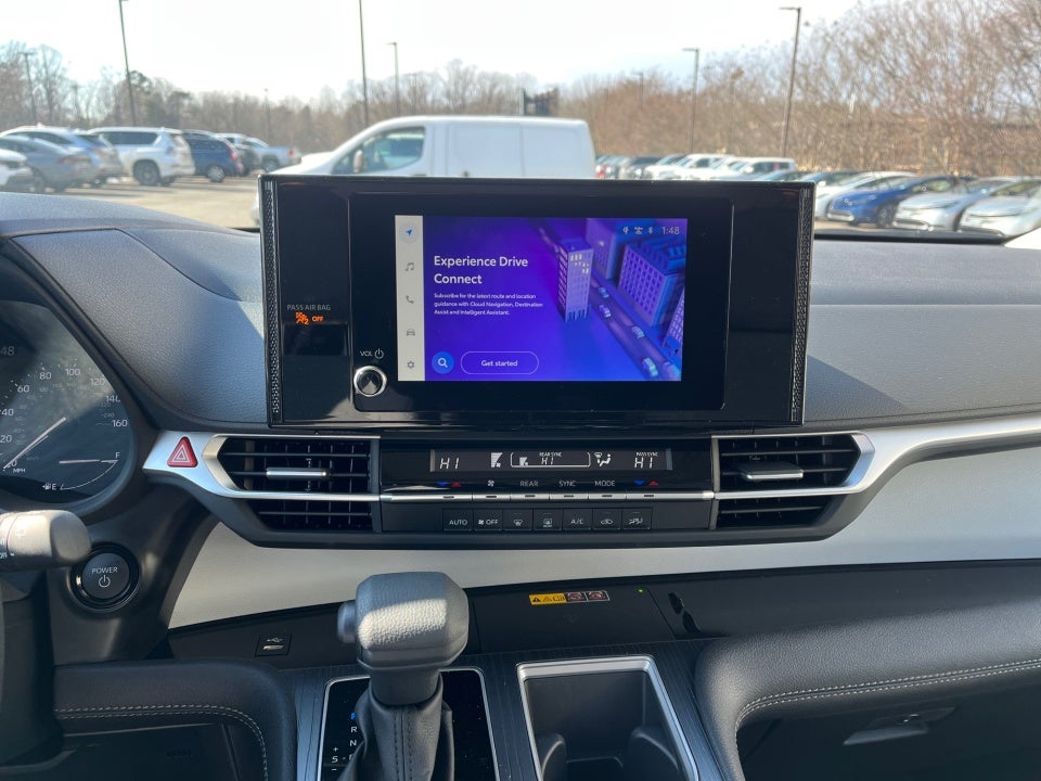 2025 Toyota Sienna LE