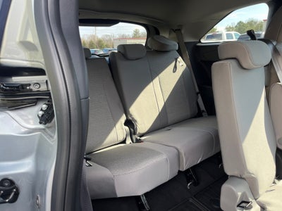 2025 Toyota Sienna LE