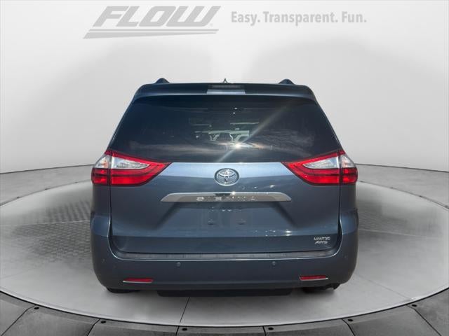 2017 Toyota Sienna Limited Premium