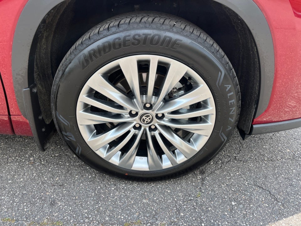 2026 Toyota Highlander Hybrid Hybrid Platinum