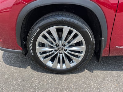 2026 Toyota Highlander Hybrid Hybrid Platinum