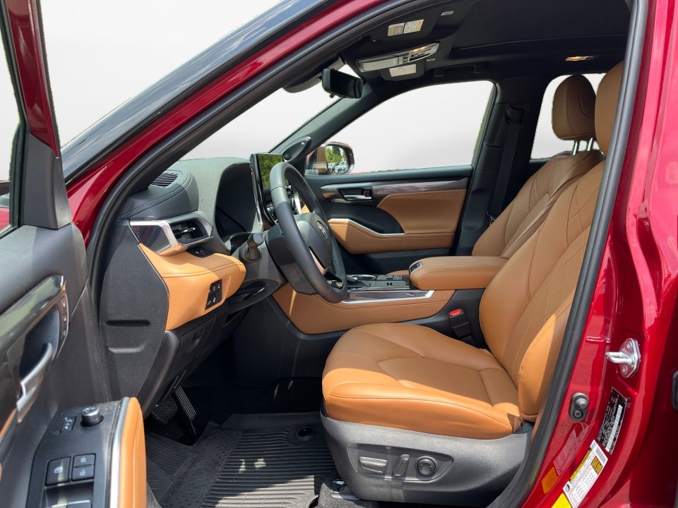 2026 Toyota Highlander Hybrid Hybrid Platinum