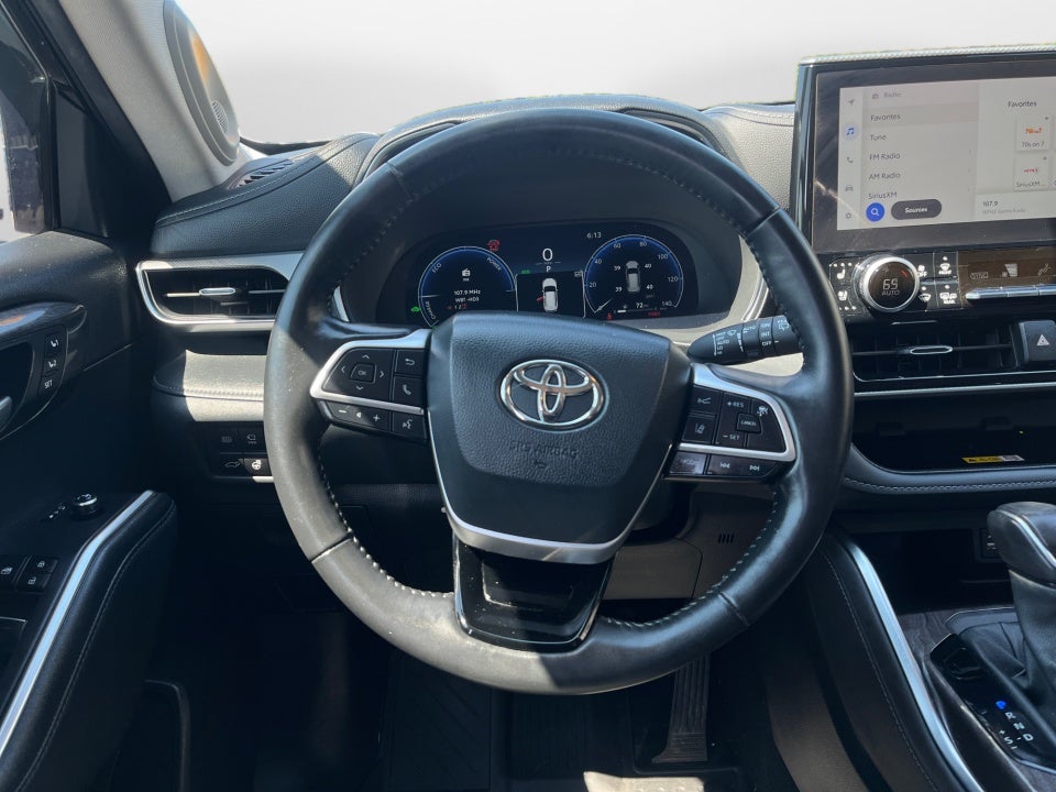 2024 Toyota Highlander Hybrid Hybrid Platinum