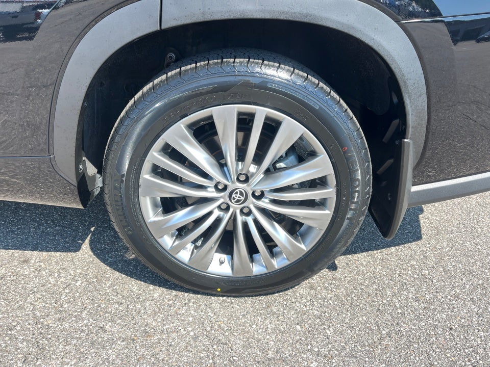2024 Toyota Highlander Hybrid Hybrid Platinum