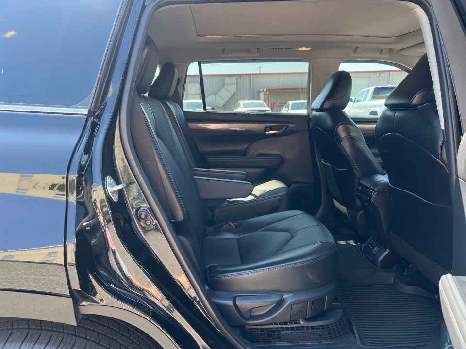 2024 Toyota Highlander Hybrid Hybrid Platinum