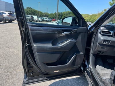 2024 Toyota Highlander Hybrid Hybrid Platinum