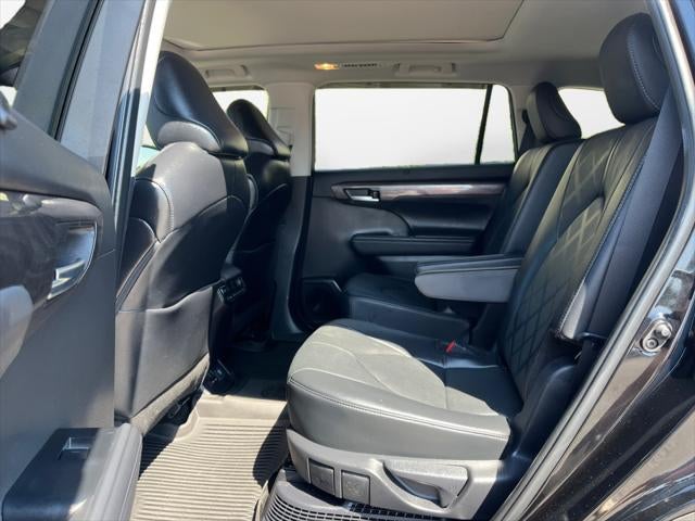 2024 Toyota Highlander Hybrid Hybrid Platinum