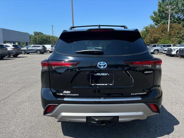 2024 Toyota Highlander Hybrid Hybrid Platinum