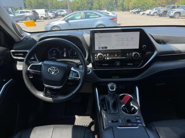 2024 Toyota Highlander Hybrid Hybrid Platinum