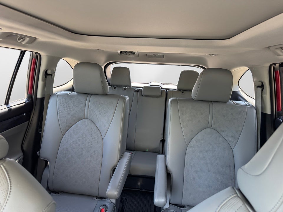 2024 Toyota HIGHLANDER HEV Platinum