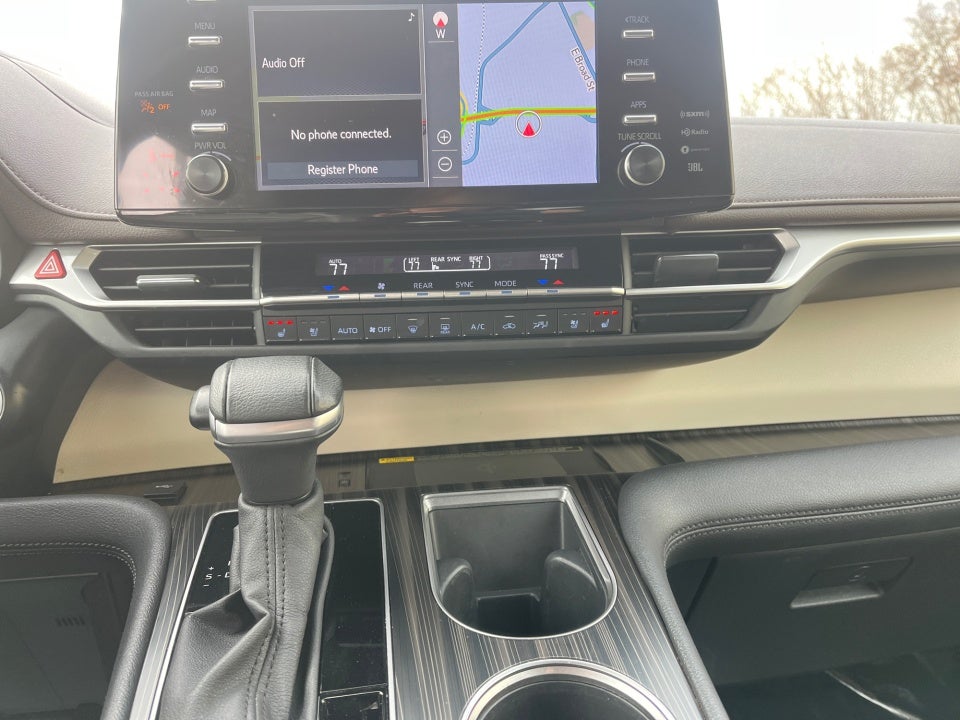 2023 Toyota SIENNA PLATINUM Platinum