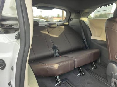 2023 Toyota SIENNA PLATINUM Platinum