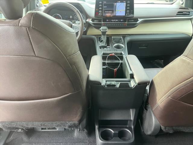 2023 Toyota SIENNA PLATINUM Platinum