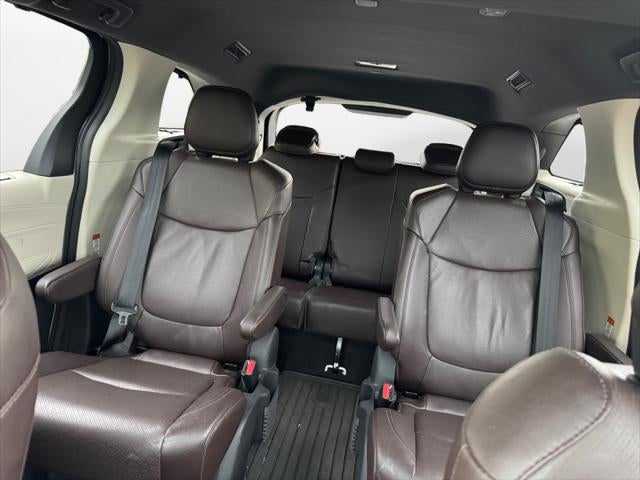 2021 Toyota SIENNA PLT AWD Platinum