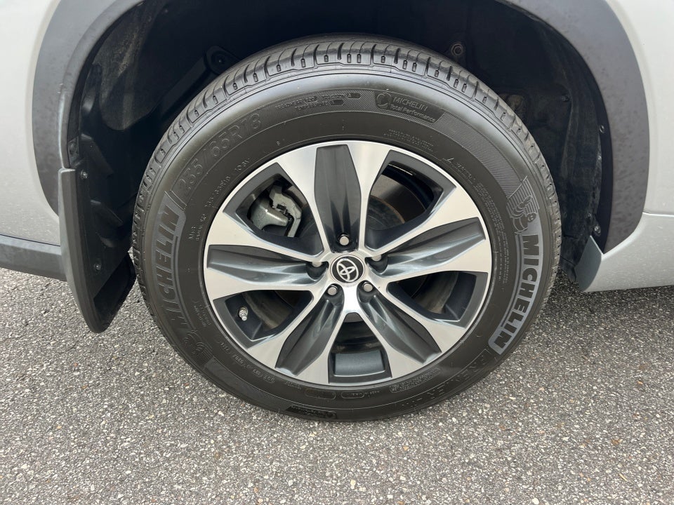 2022 Toyota Highlander Hybrid Hybrid XLE