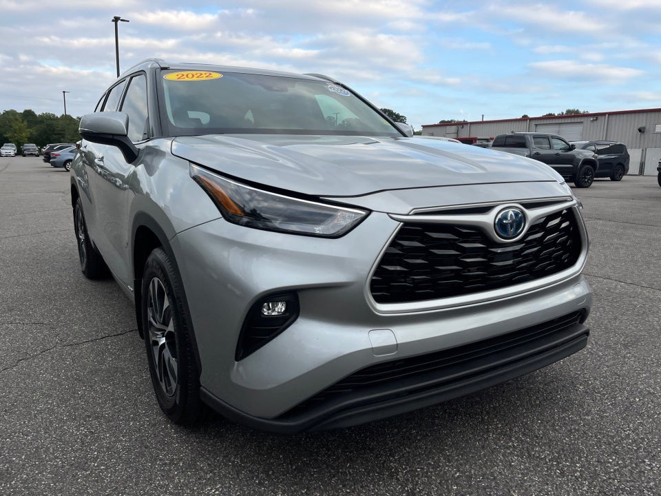 2022 Toyota Highlander Hybrid Hybrid XLE