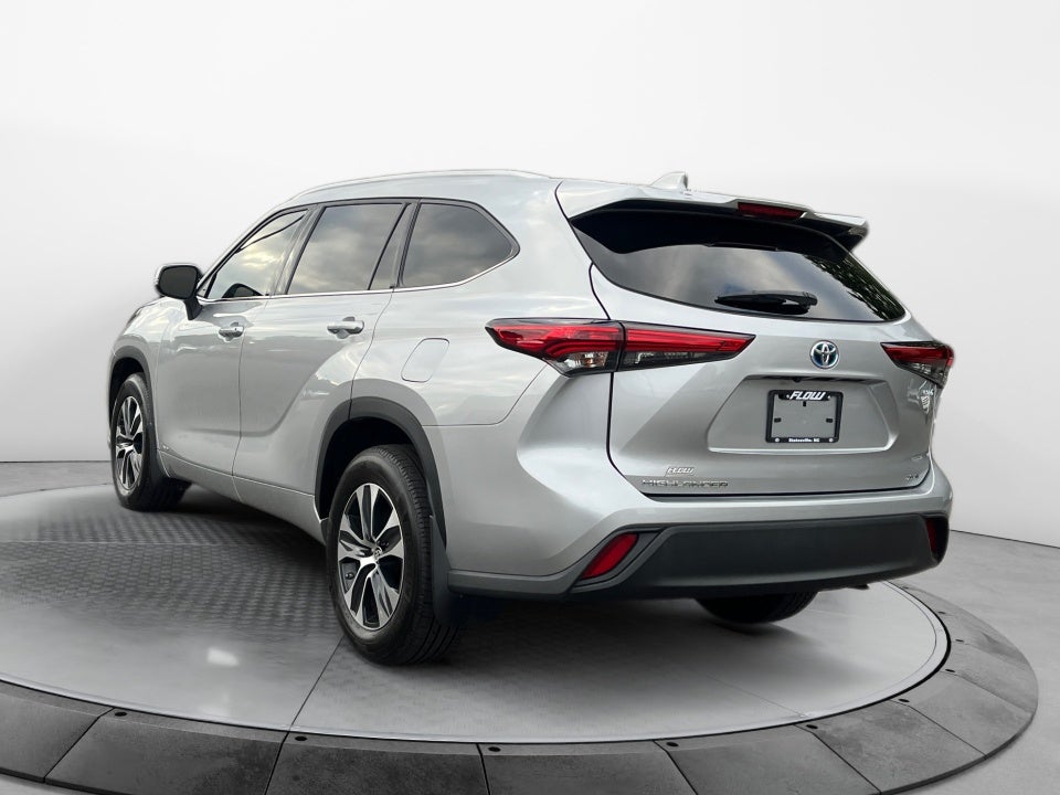 2022 Toyota Highlander Hybrid Hybrid XLE