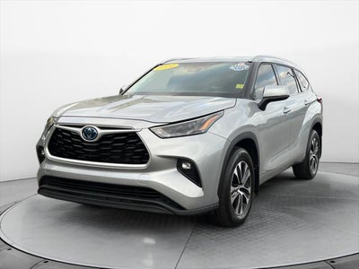 2022 Toyota Highlander Hybrid Hybrid XLE