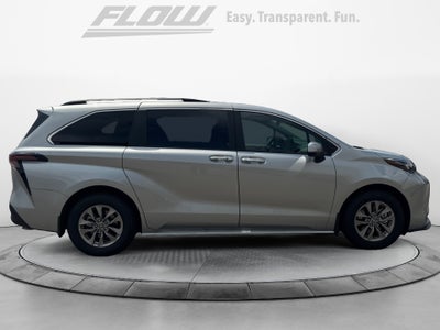 2025 Toyota Sienna XLE