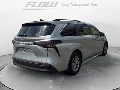 2025 Toyota Sienna XLE