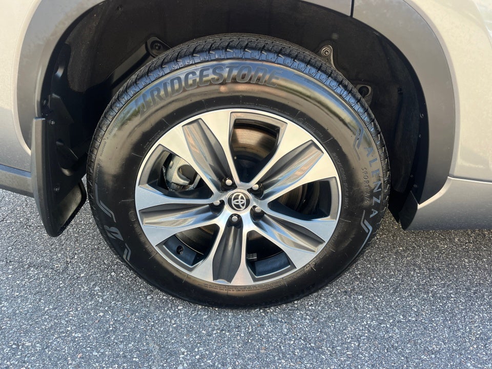 2026 Toyota Highlander Hybrid Hybrid XLE