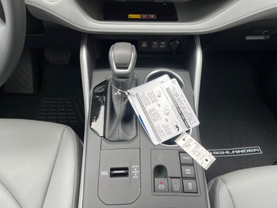 2026 Toyota Highlander Hybrid Hybrid XLE