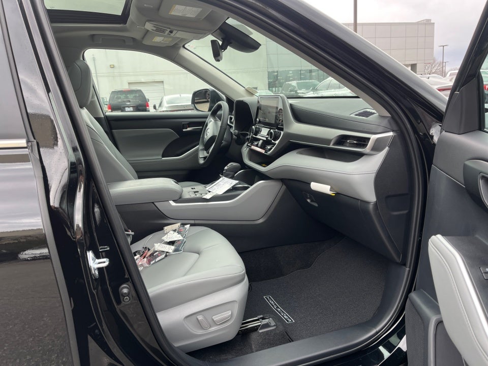 2026 Toyota Highlander Hybrid Hybrid XLE