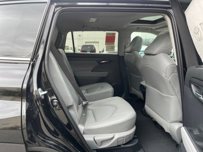 2026 Toyota Highlander Hybrid Hybrid XLE