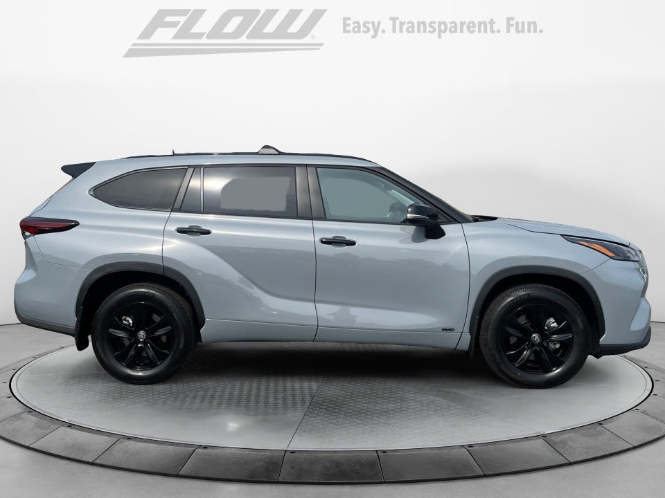 2025 Toyota Highlander Hybrid Hybrid XLE Nightshade