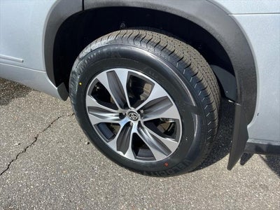 2025 Toyota HIGHLANDER HEV XLE