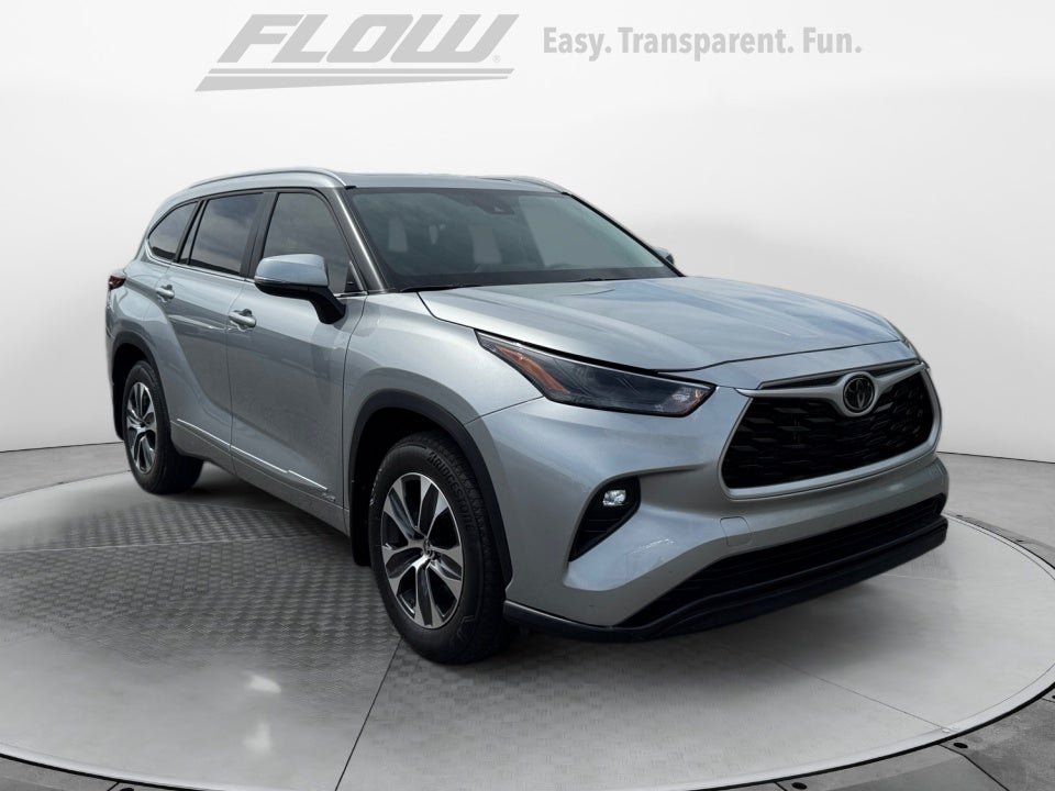 2025 Toyota Highlander Hybrid XLE