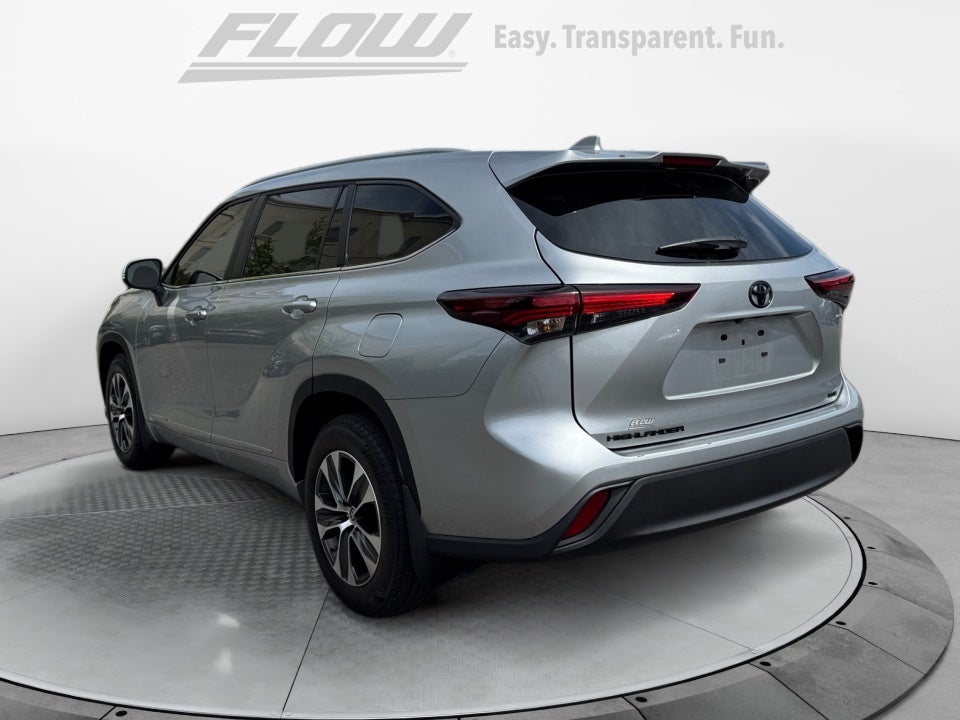 2025 Toyota Highlander Hybrid XLE