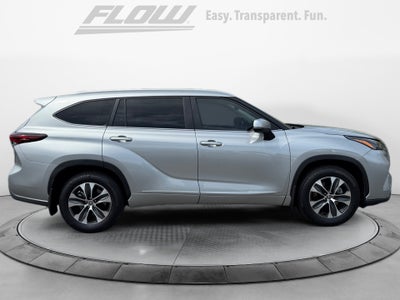 2025 Toyota Highlander Hybrid XLE