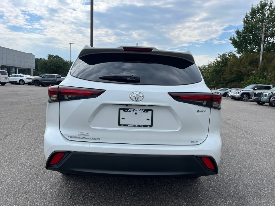 2025 Toyota Highlander Hybrid Hybrid XLE