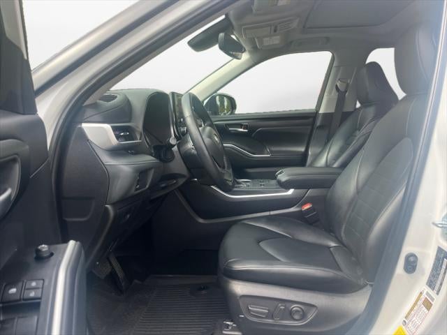 2025 Toyota Highlander Hybrid Hybrid XLE
