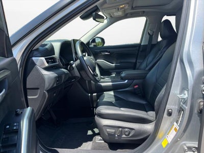 2025 Toyota Highlander Hybrid XLE